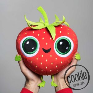 عروسک فرنگیس توت فرنگی برند کوکی